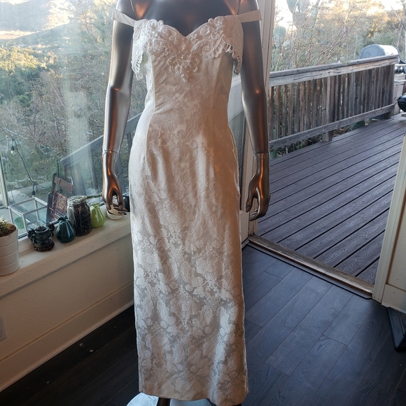 Jessica McClintock Bridal Wedding Dress - Picture 8 of 10